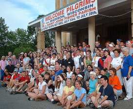group photo of pilgrims from Diocese of Madison at host parish in Brampton, Ontario